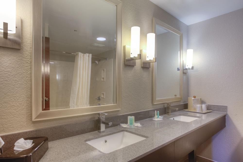 Comfort Suites Pineville - Ballantyne Area Zewnętrze zdjęcie