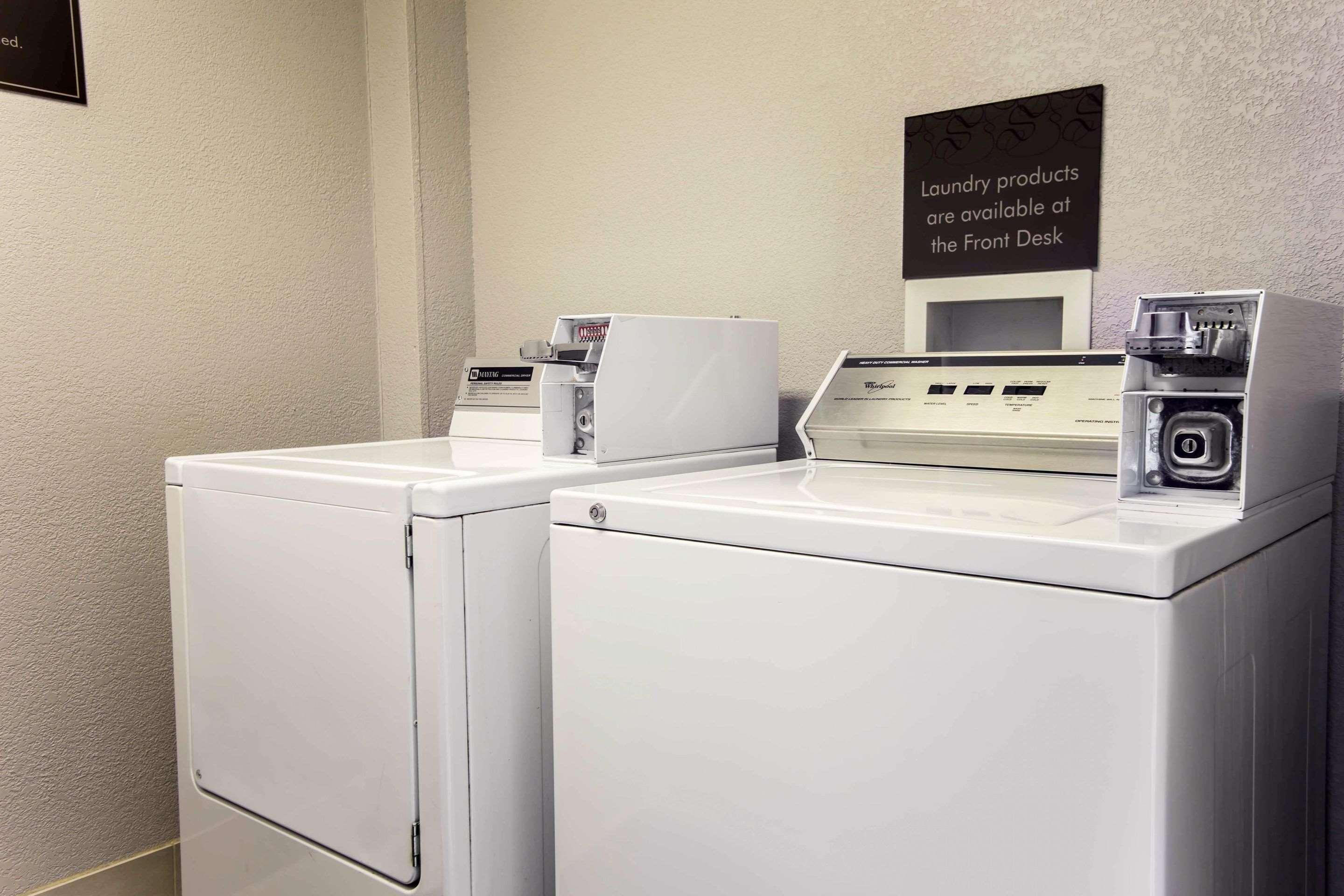Comfort Suites Pineville - Ballantyne Area Zewnętrze zdjęcie